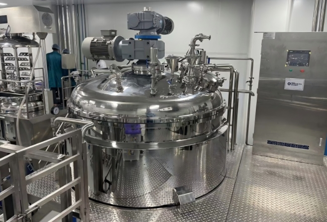 5000L均質(zhì)乳化機(jī)設(shè)備小型項(xiàng)目